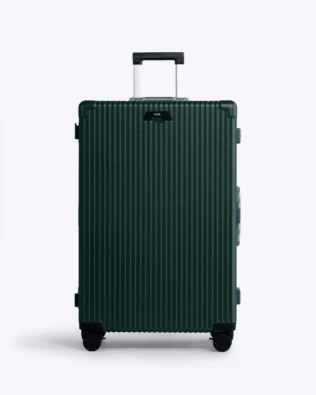 Check-In: All-In-One 28"